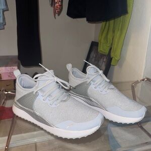 Puma Gray Sneakers Lightweight Knit Design
